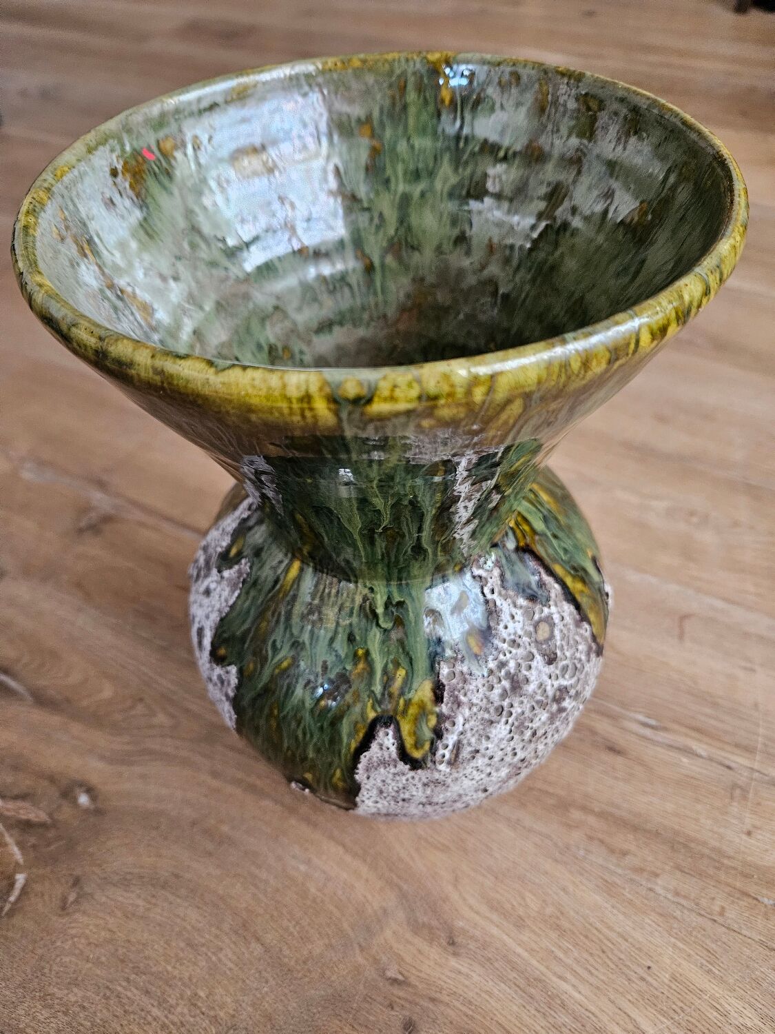 Vase vert olive et fat lava crème chantrier sauzelles