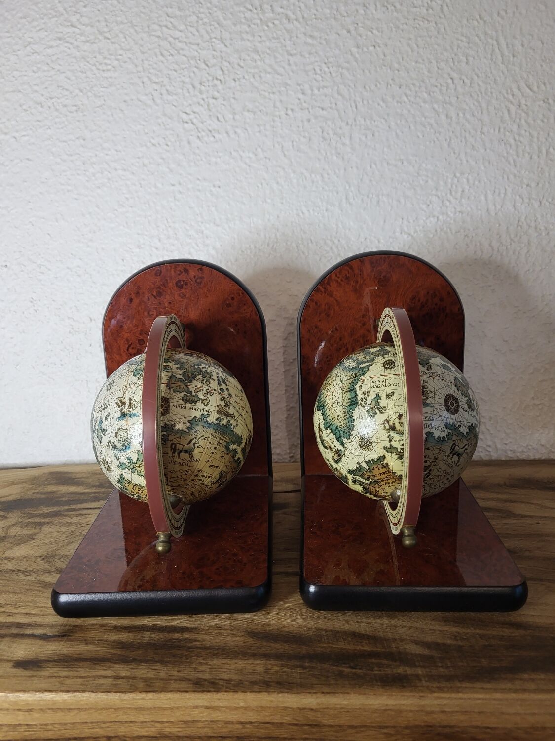 World map bookend