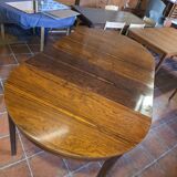 Scandinavian extendable table in rosewood from the 1960s.