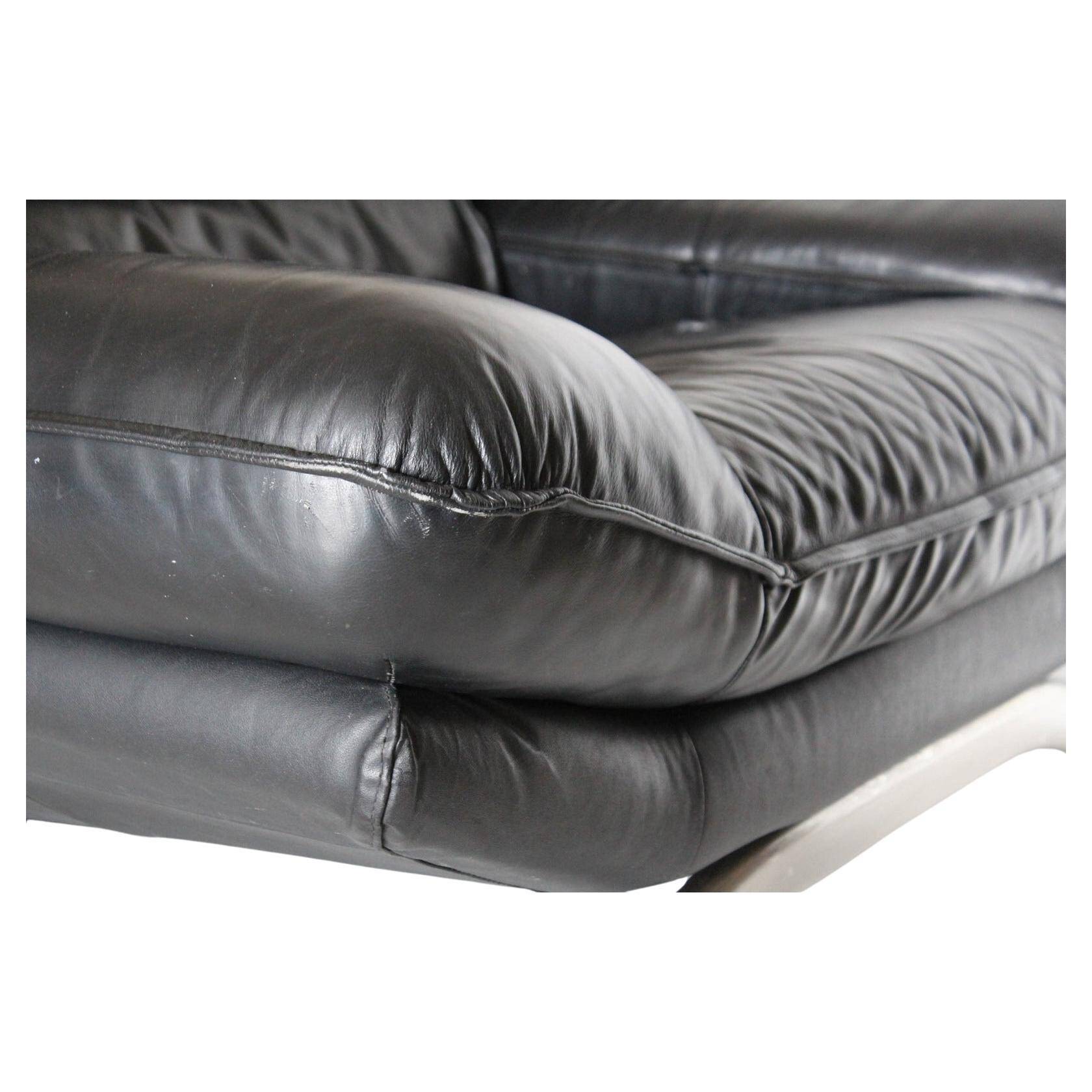 Post modern black leather armchair, Italy 1980 's