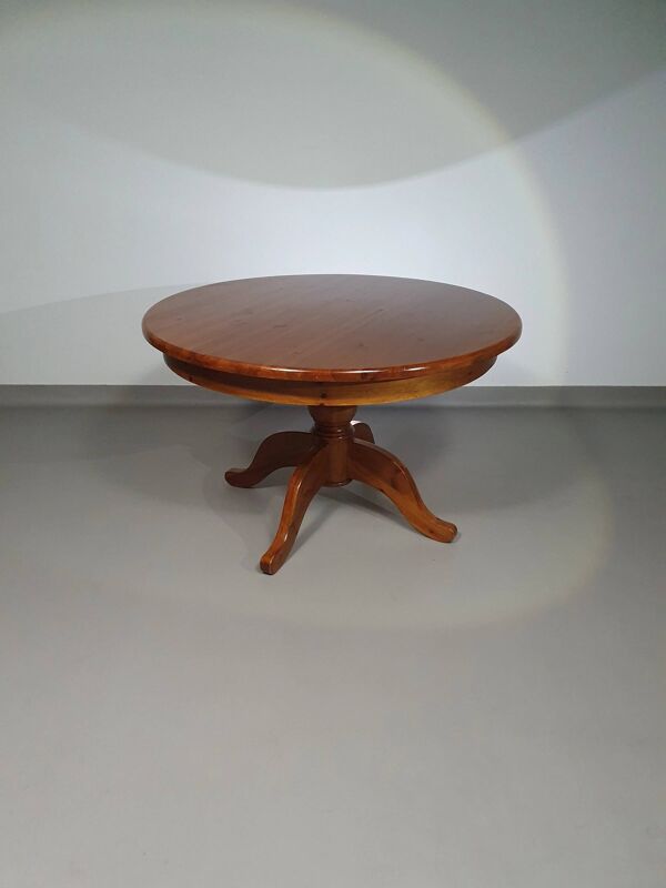 Table à manger en bois de pin des années 70 / table à pieds en colonne en bois au design à 4 pieds avec plateau rond