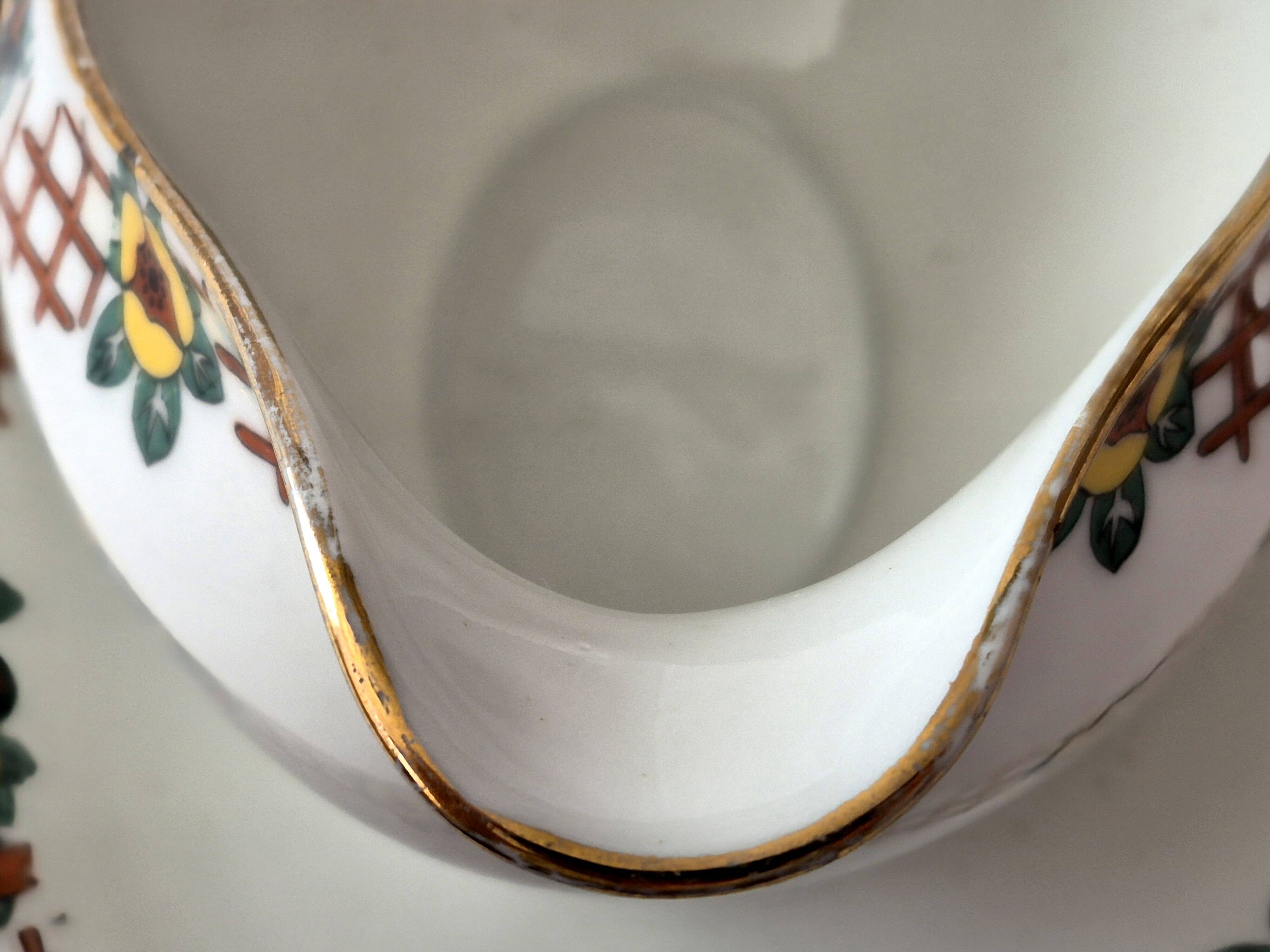 Art Deco sauce boat porcelain from Limoges, André François, A568