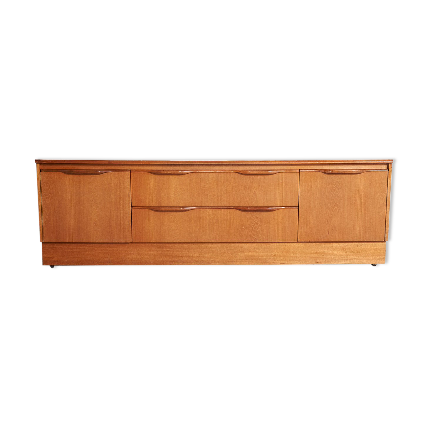 Low line or vintage tv furniture