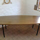 Grande table ovale vintage années 60