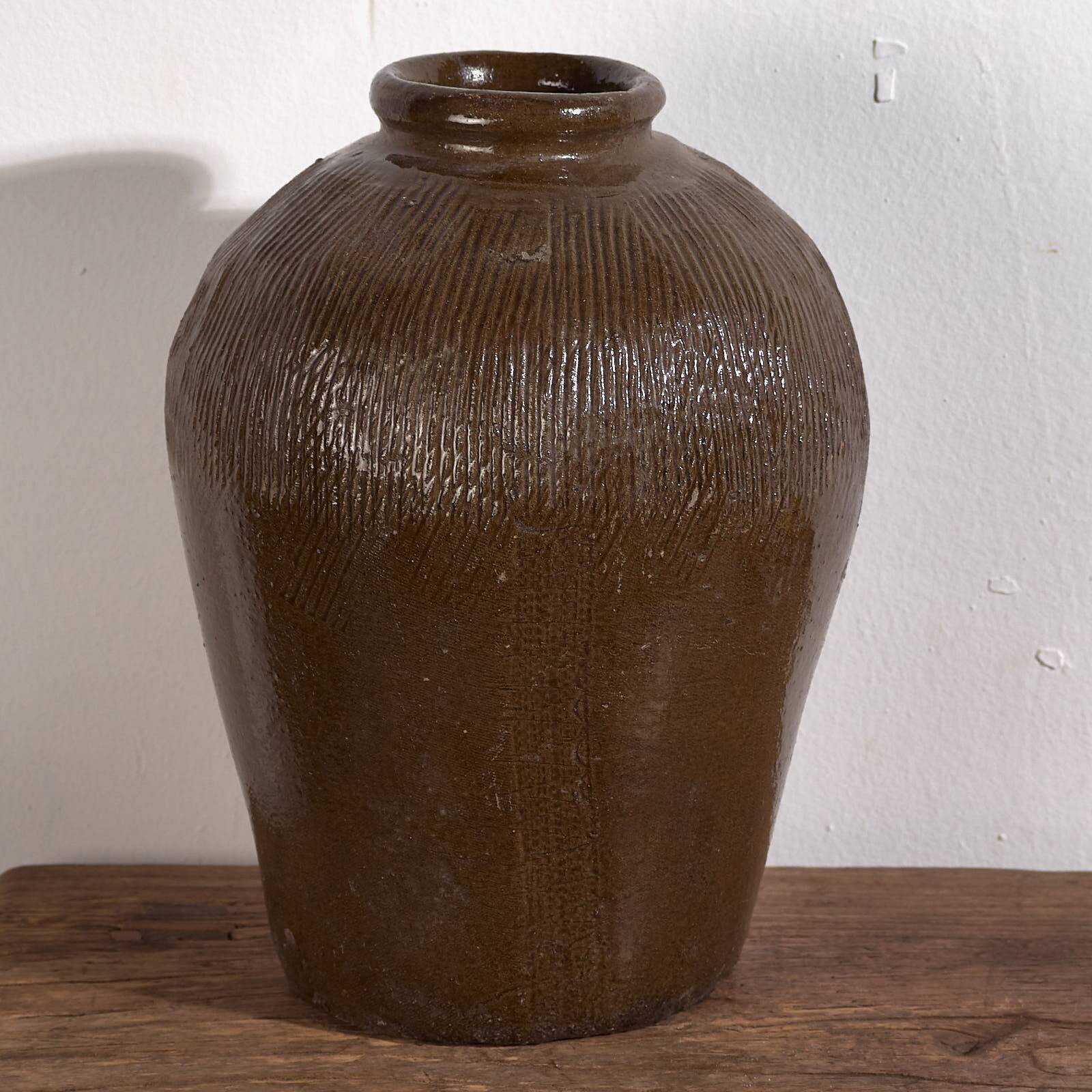 Antique Chinese glazed ceramic vase (c.1900)
