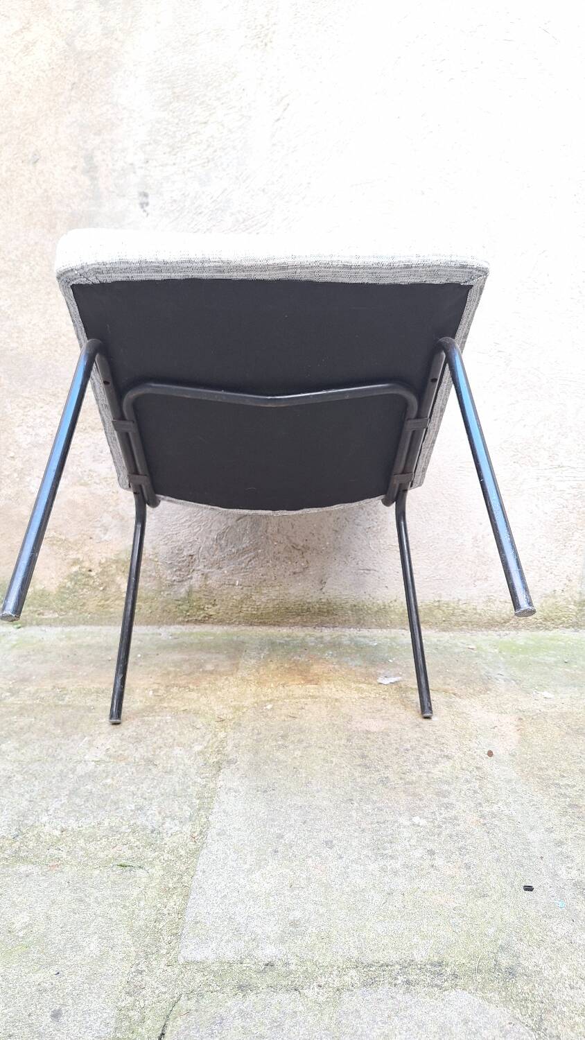 Consulting chair by Pierre Guariche for Meurop