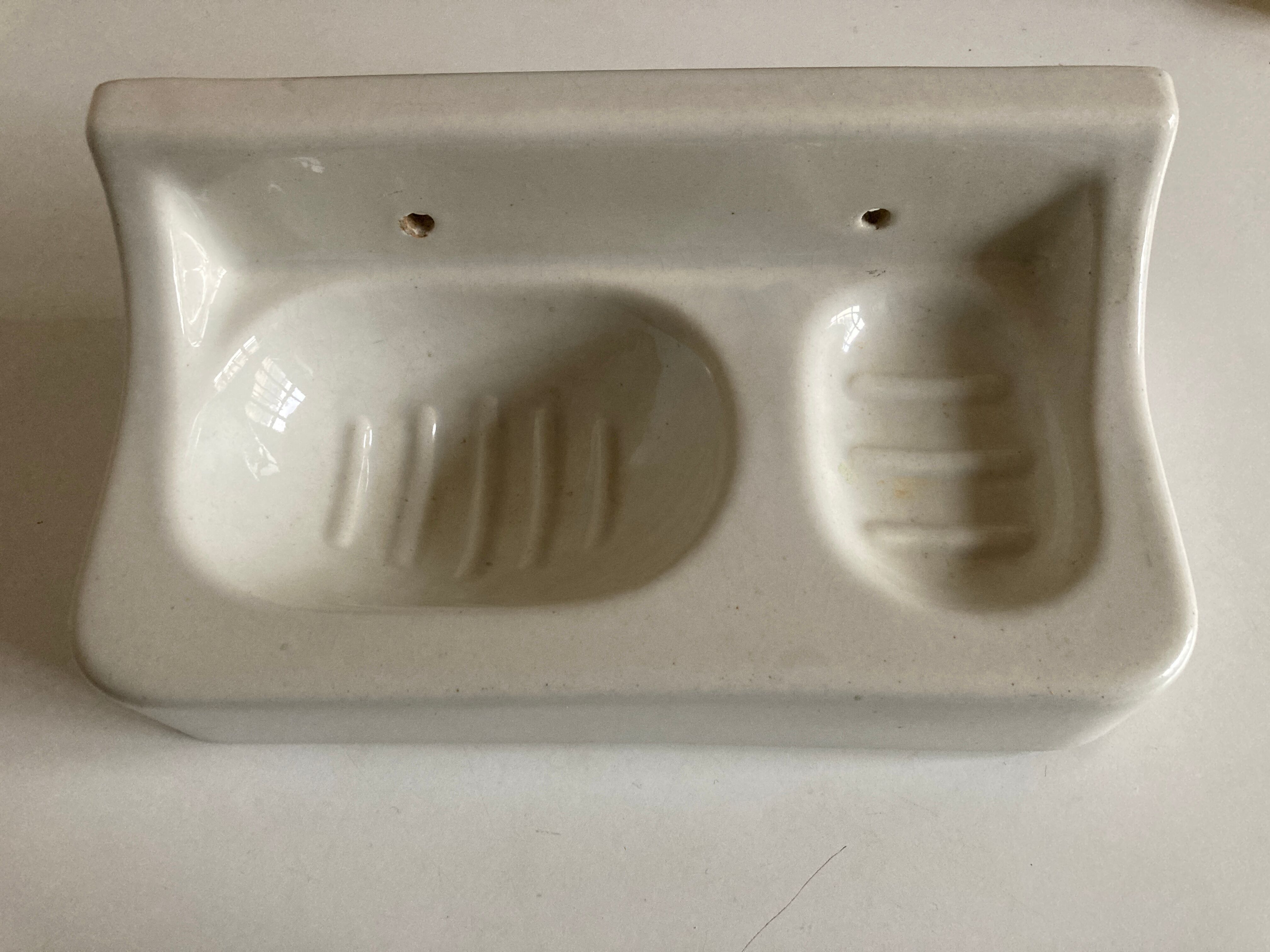 Bathroom door art deco ceramic soap holder