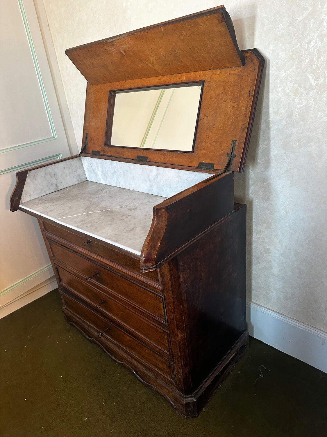 19th-century walnut and marble toilet commode in Louis Philippe style
