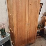 Armoire vintage