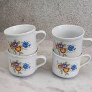 Tasse a café fleurs en porcelaine