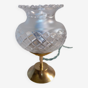 Lampe de table rétro chic pied laiton/bronze globe verre ciselé et dentelé, vintage