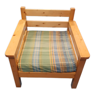 Pine easy chair