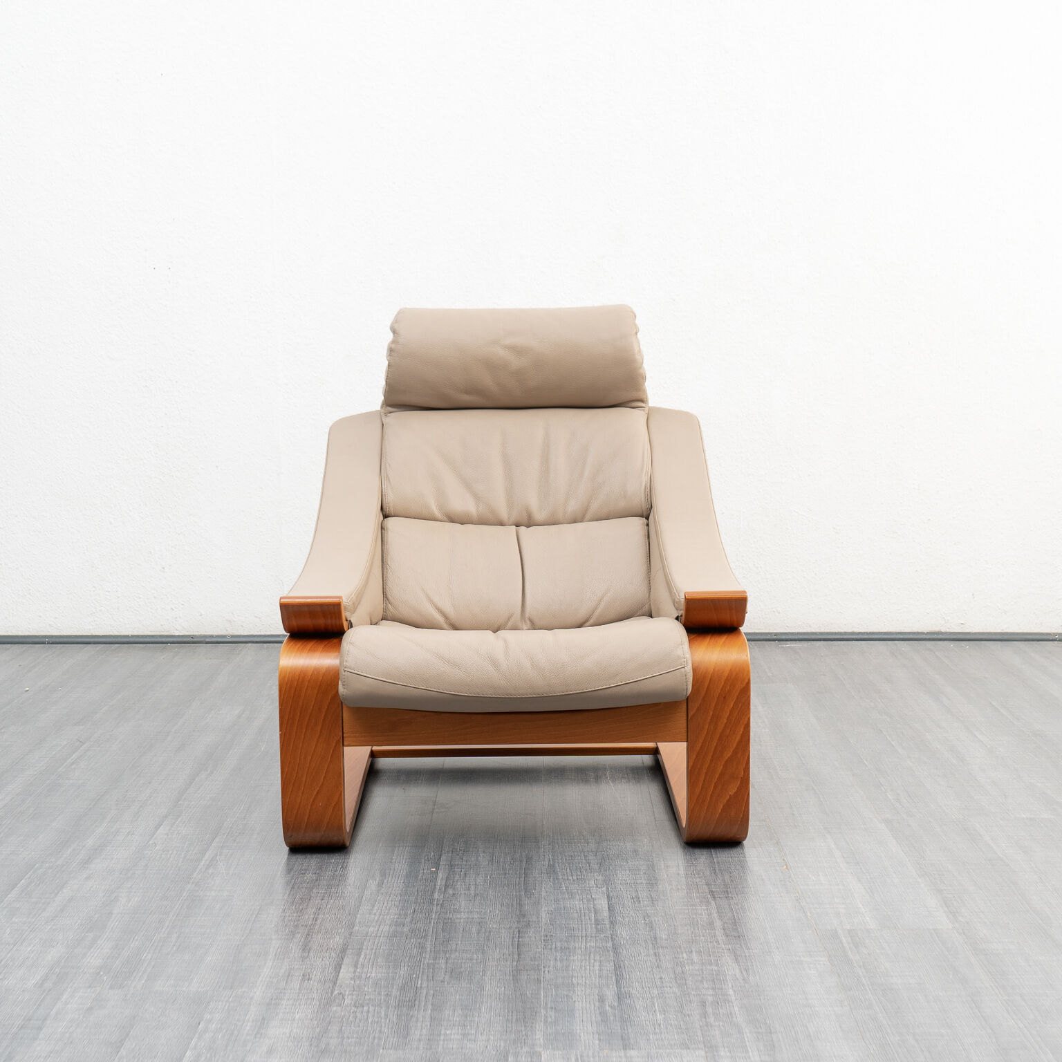 Lounge armchair with footrest, Scandinavian design, Kroken model, leather