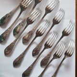 11 table forks