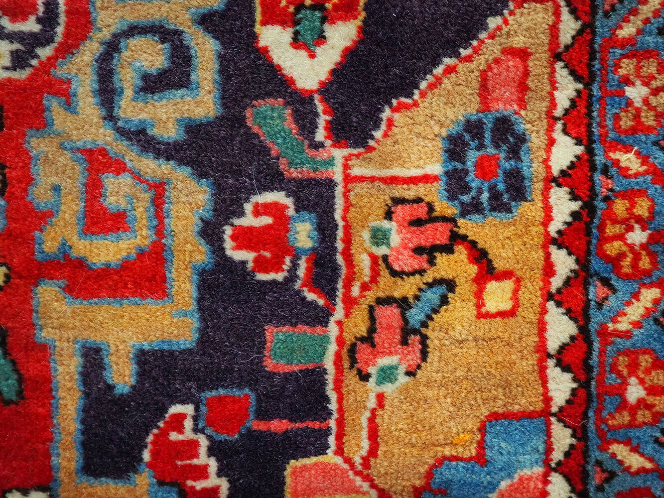 Persian carpet Djozan vintage, 108x160cm