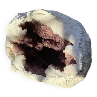 Purple quartz geode