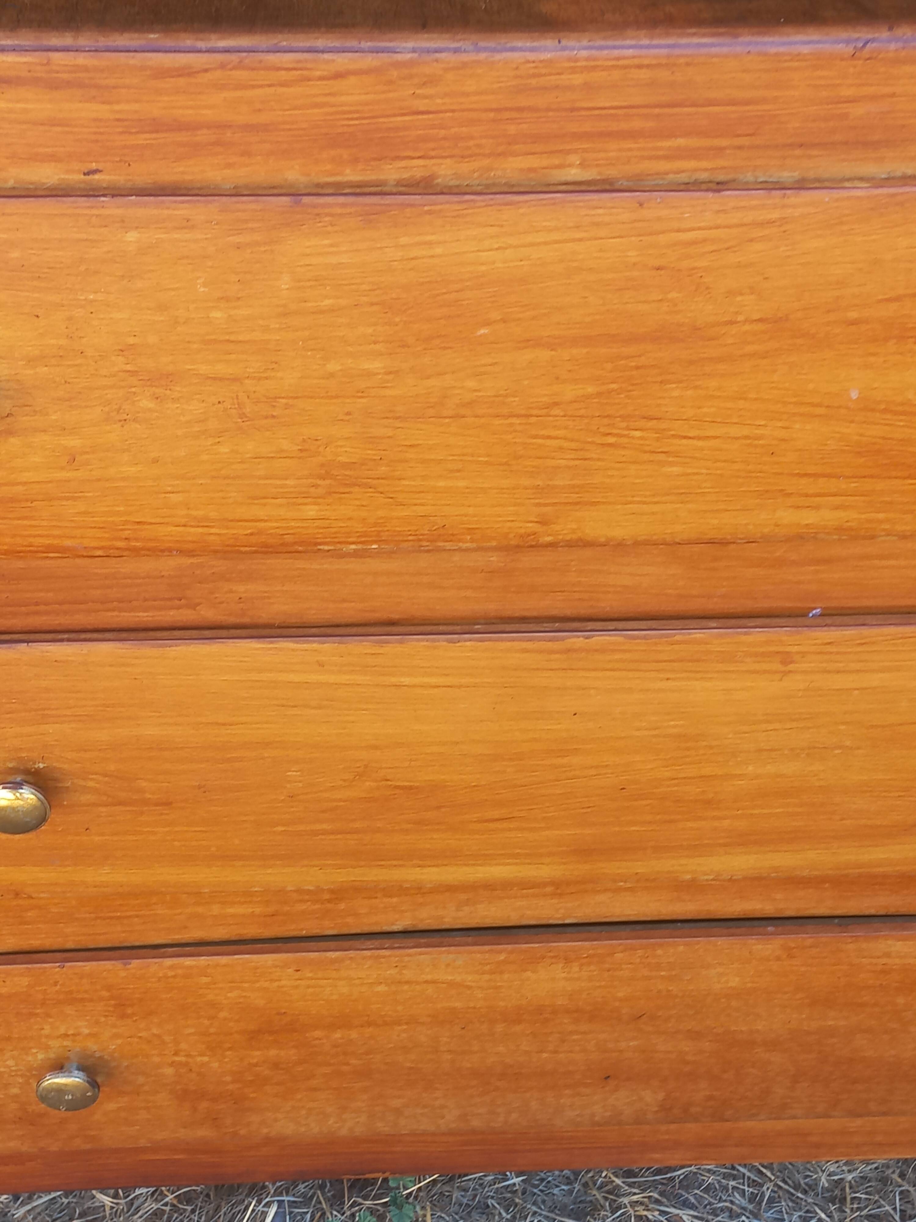 Vintage beech chest of drawers with 3 drawers from the 1950s.