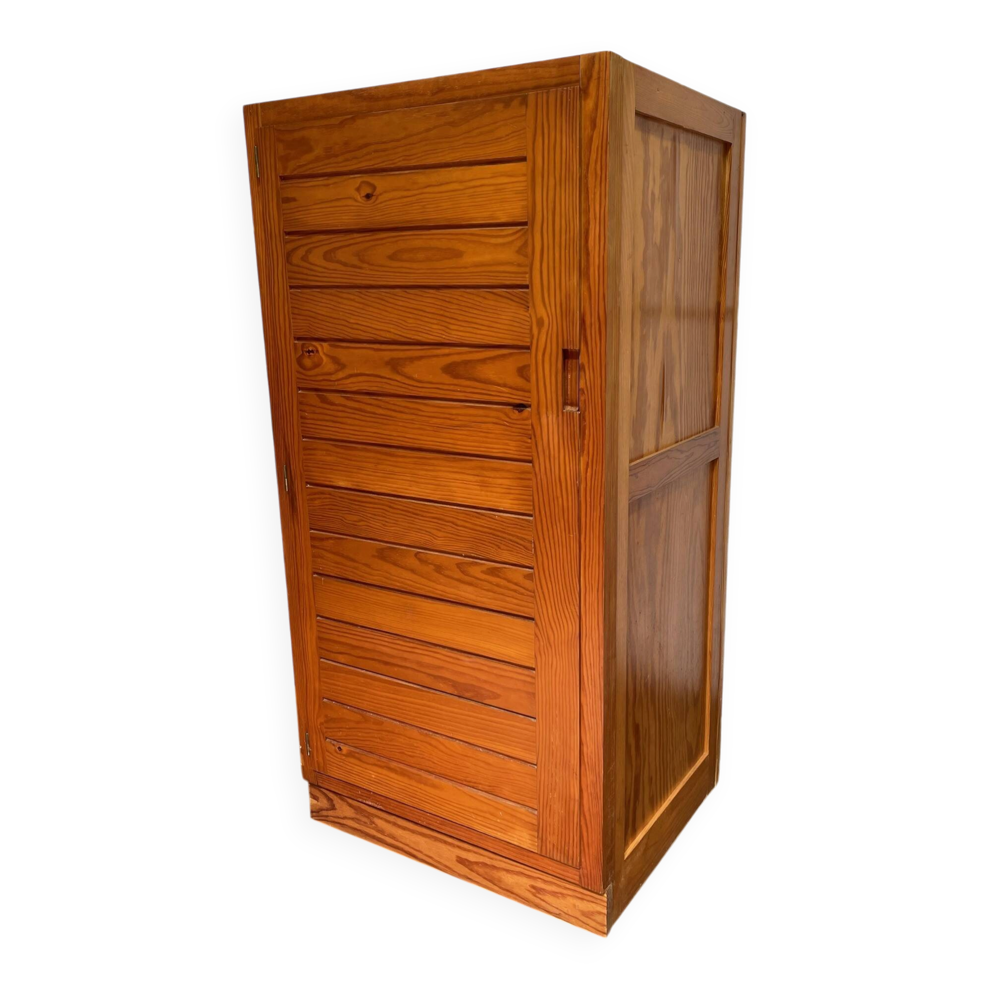 Weekend wardrobe in pine by Pierre Gautier Delaye, vintage 1950s.