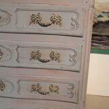 Commode de style Louis XV patinée XXème