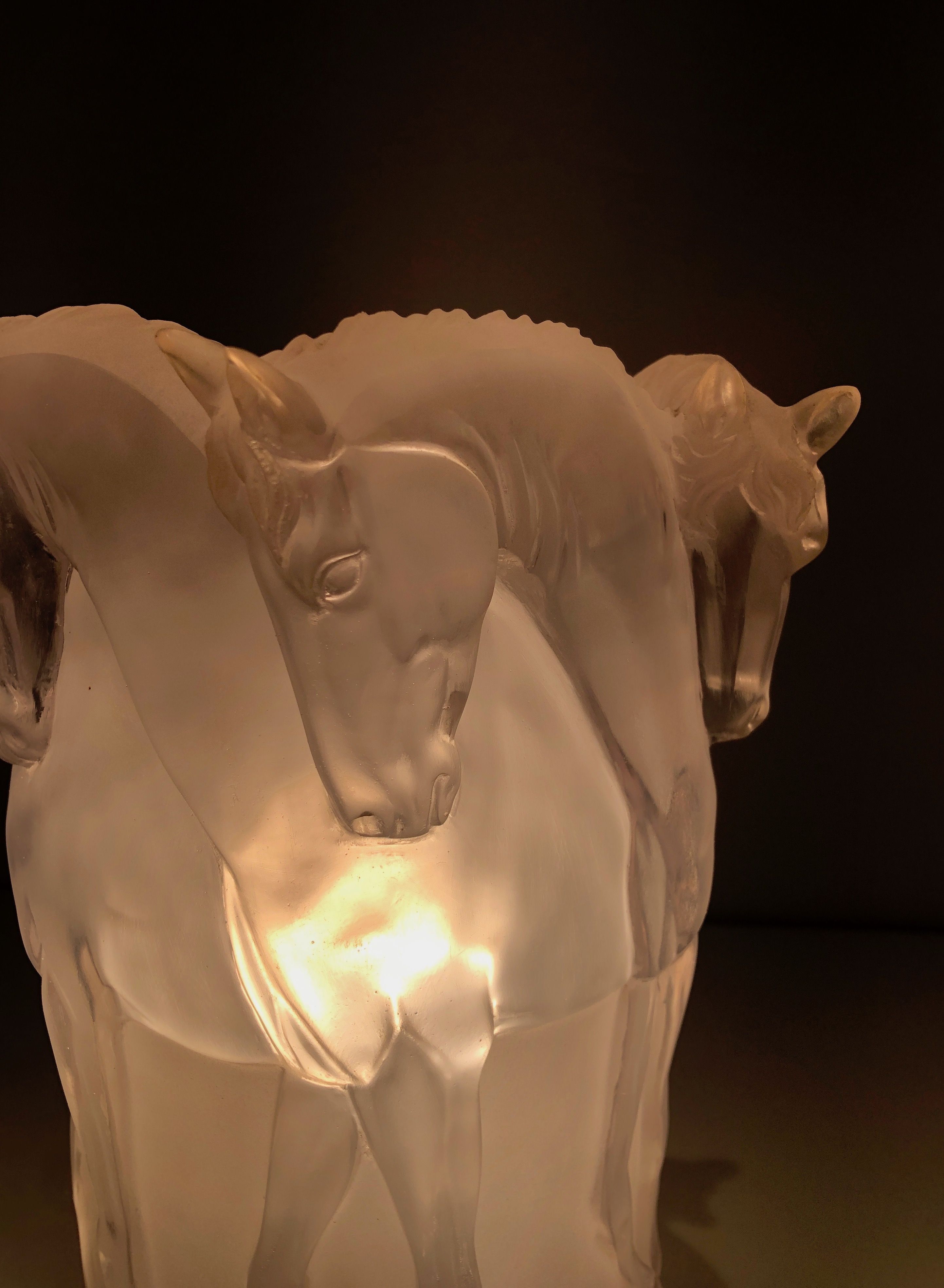Plexiglass horse lamp in the style of Lalique.