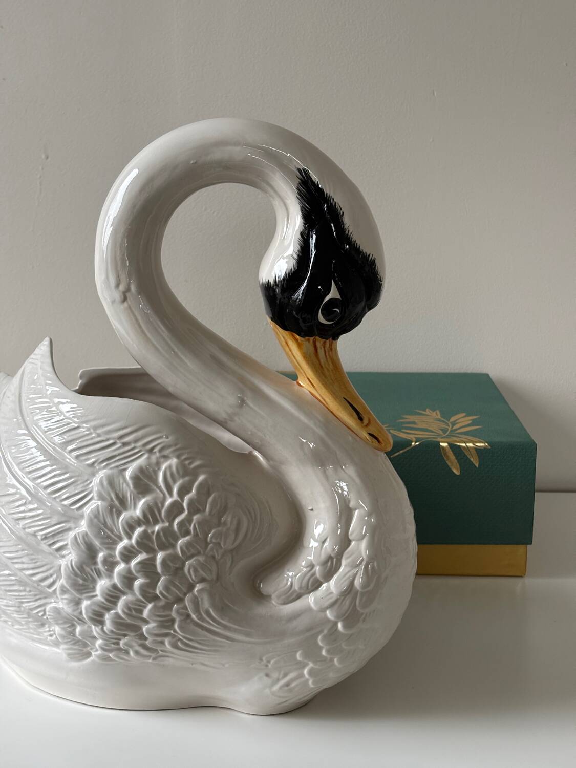 Ceramic swan planter