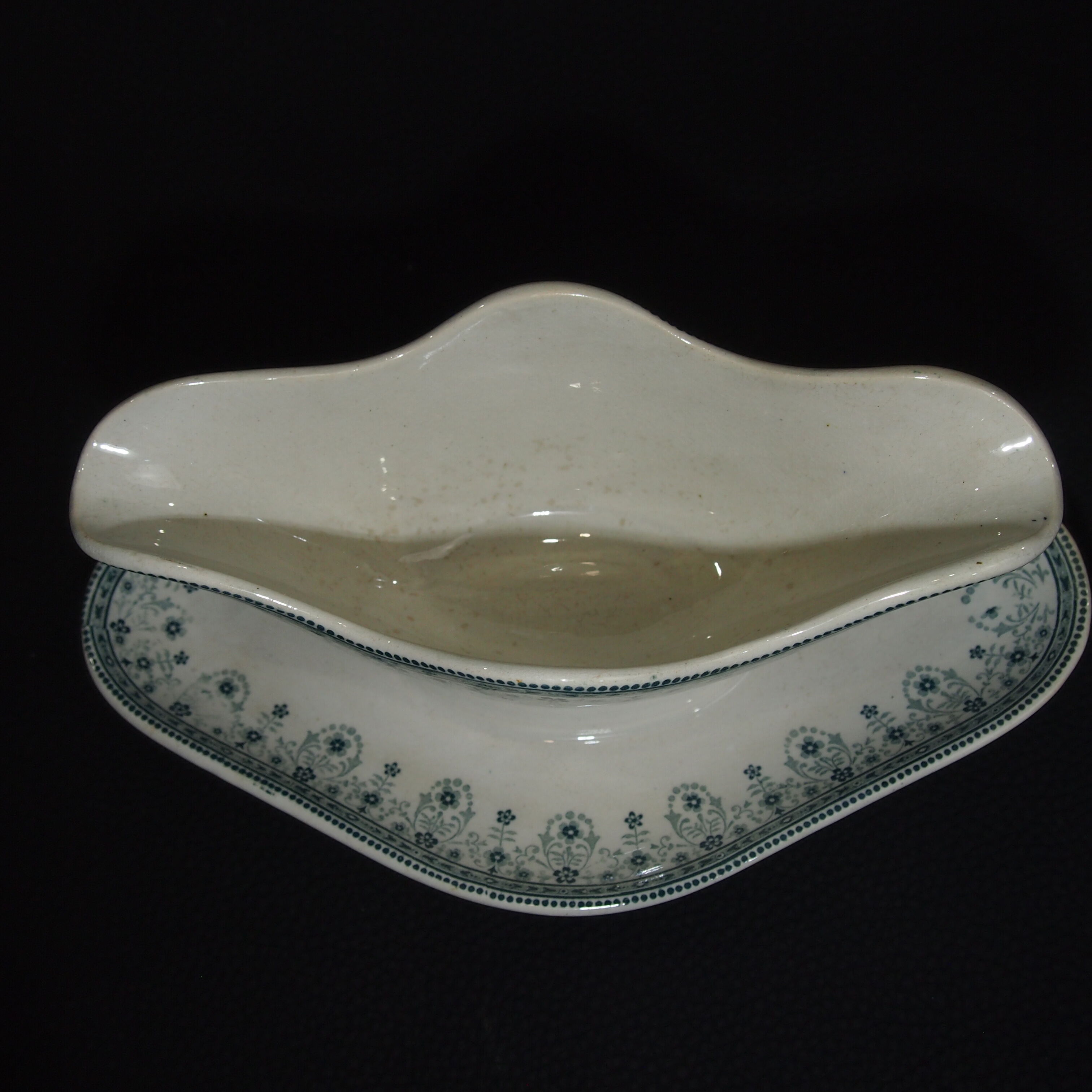 Sauce pot earthenware