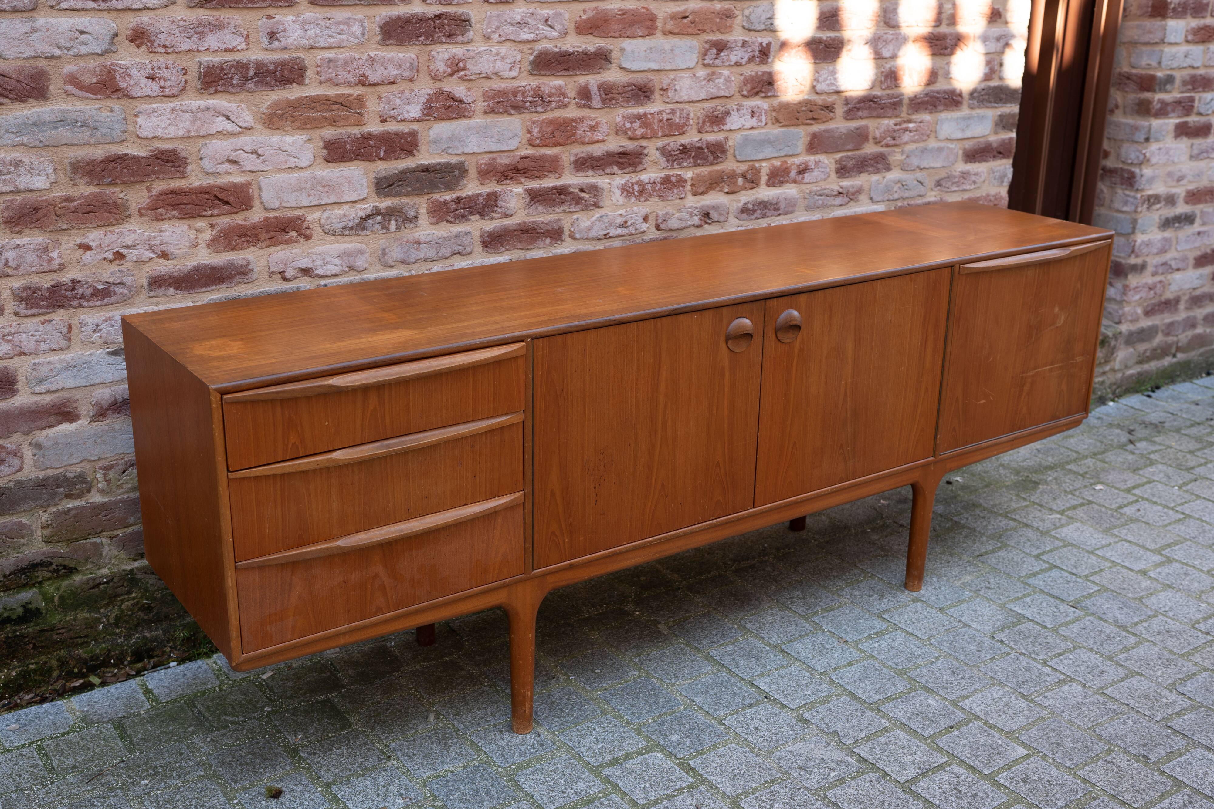 Enfilade vintage par Tom Robertson édition McIntosh, Roayume-Uni