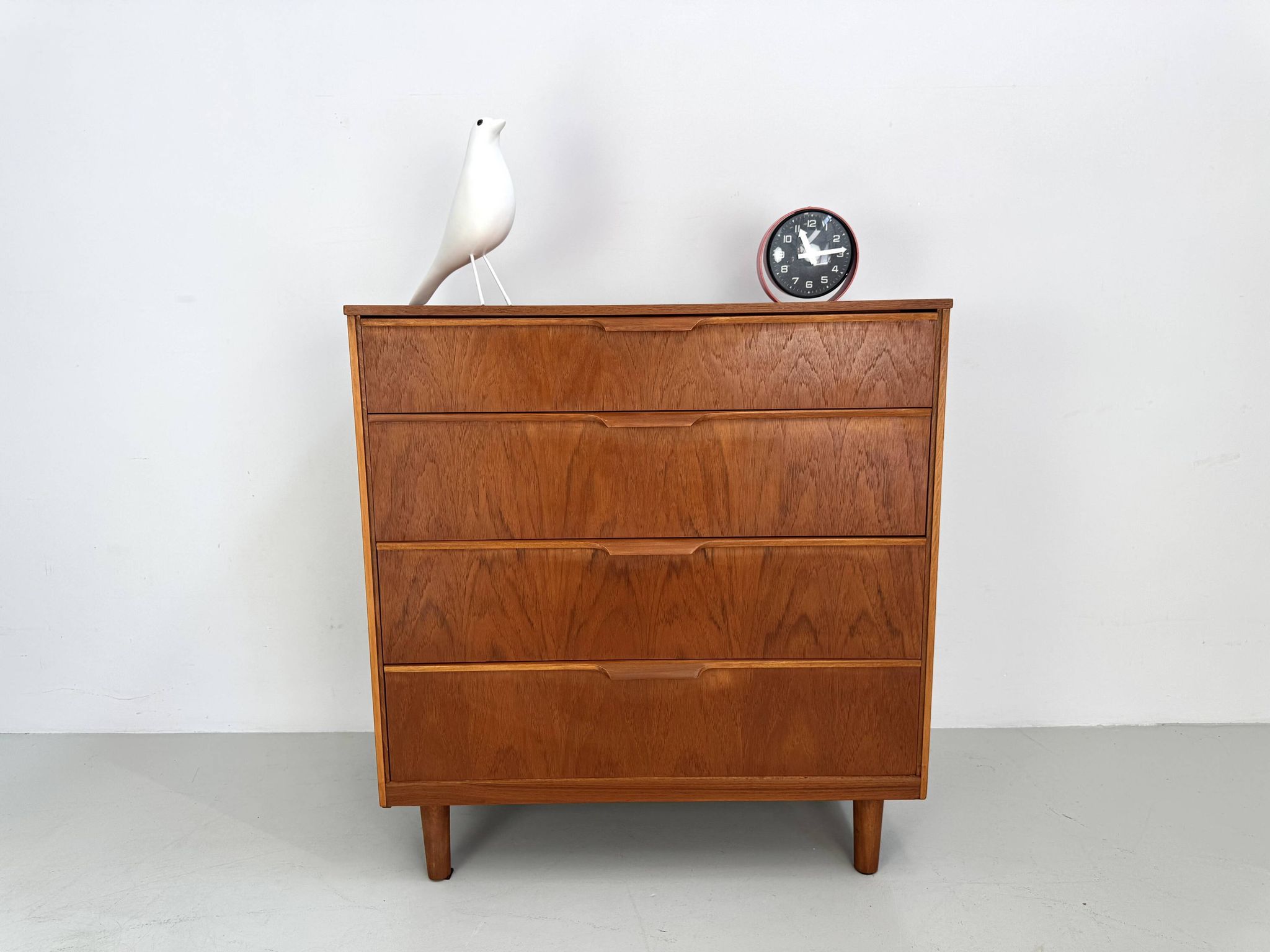 Vintage chest of drawers from Austinsuite, designed by Frank Guille, 1960s.