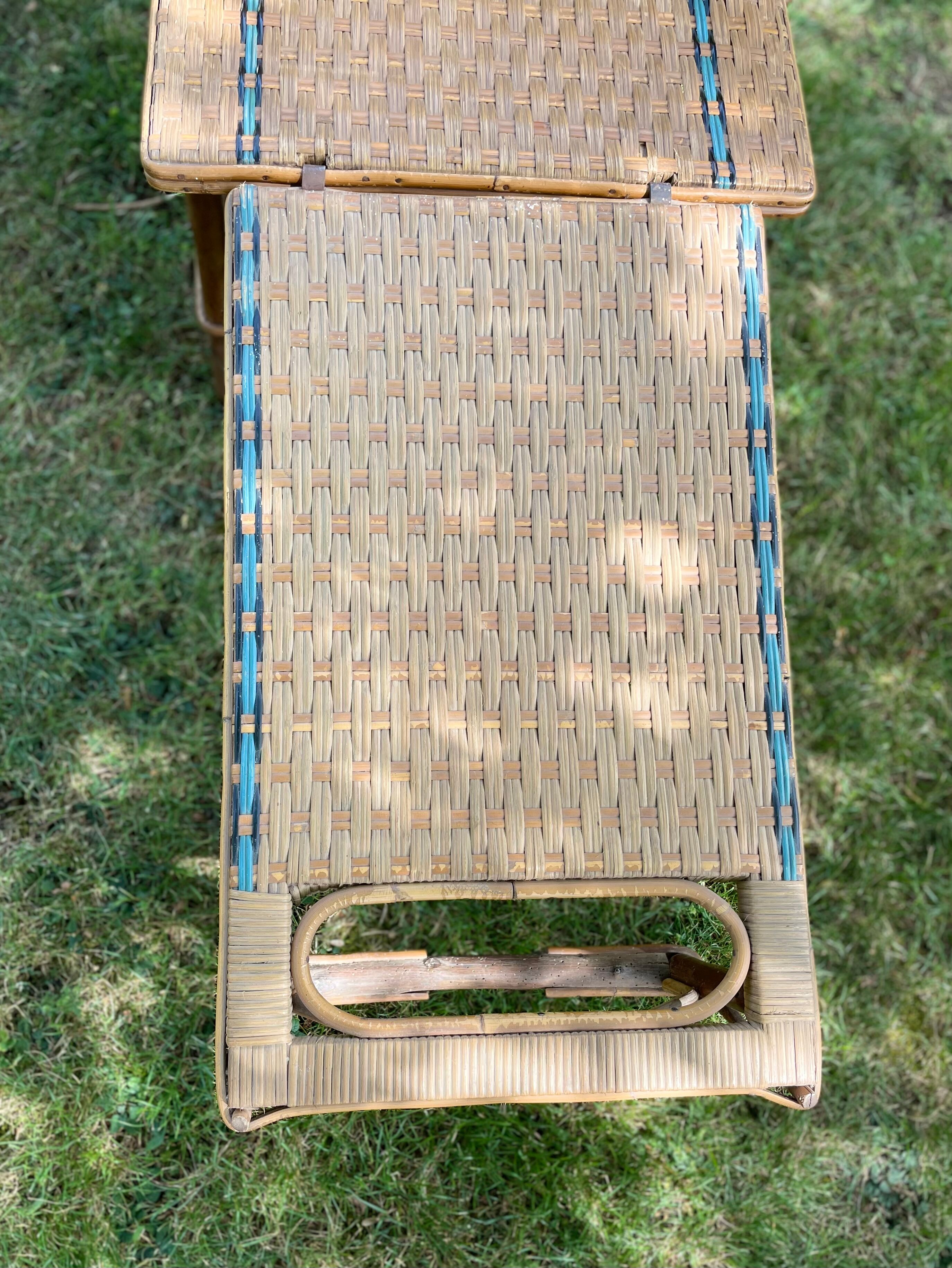 Antique wicker and hazel chaise longue