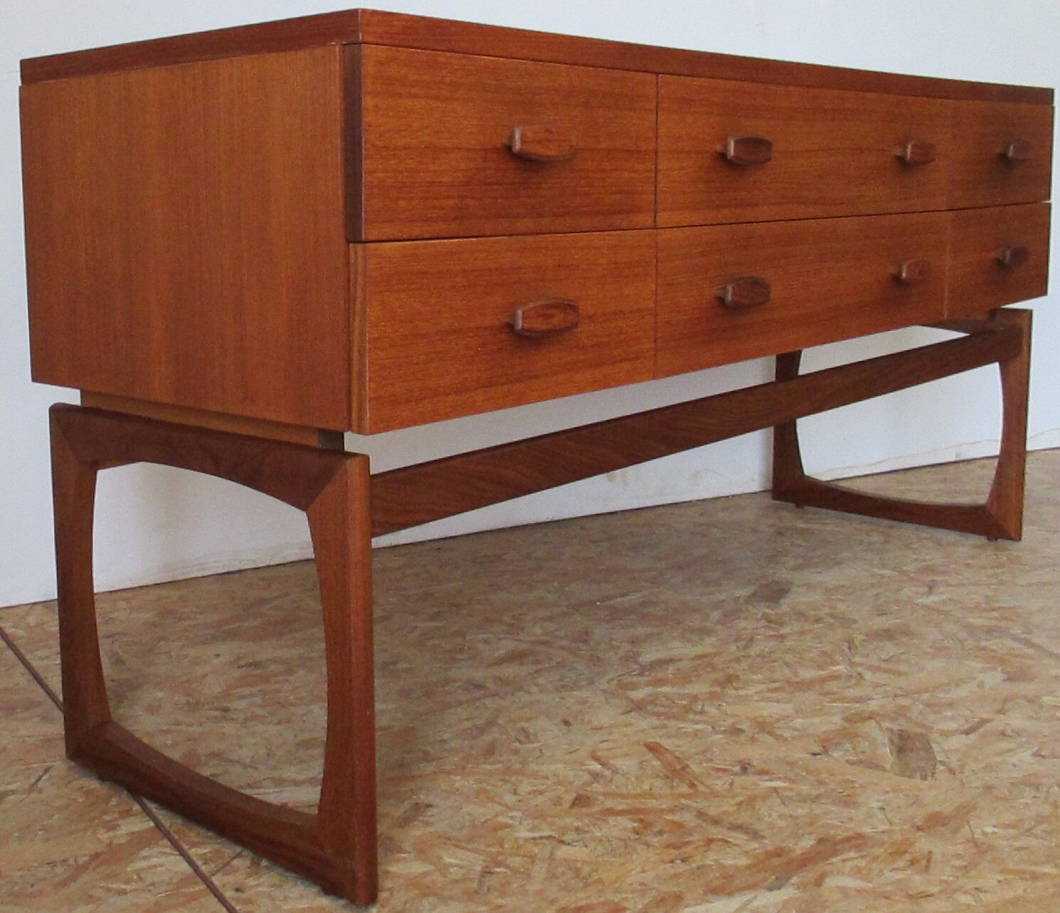 R.Bennett's dresser 1960