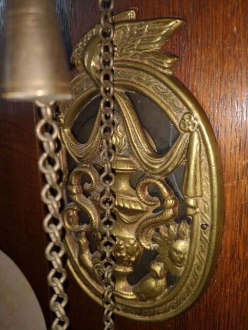 Pendule mouvement horloge hollandaise dite chaise époque 18eme