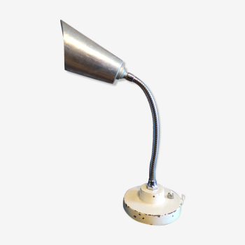 Cogit articulated workshop lamp