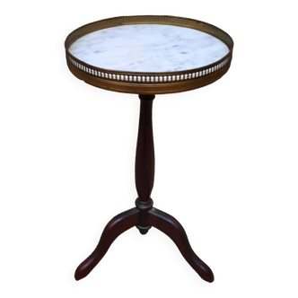 Small marble top pedestal table