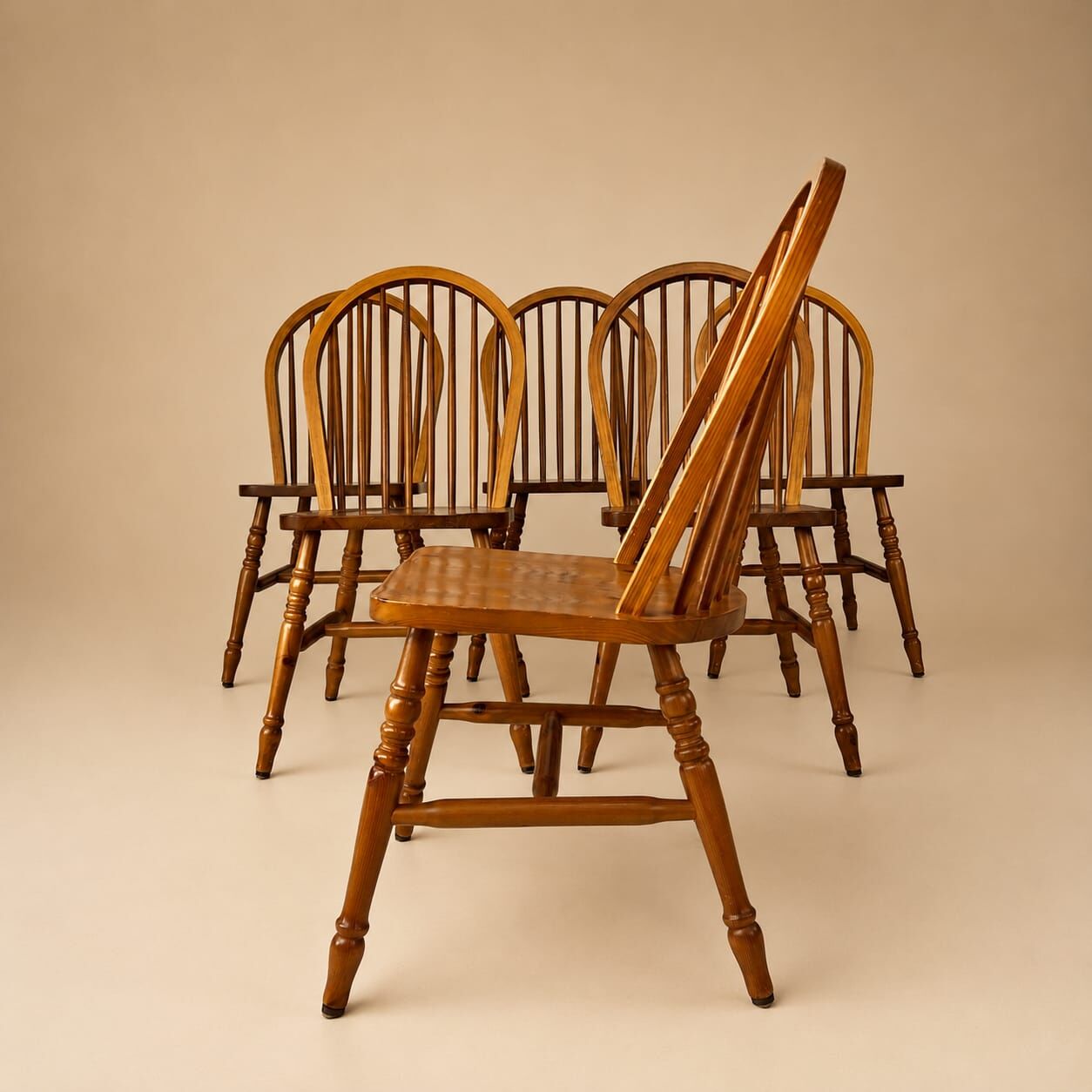 Set of 6 Scandinavian pine wingback chairs, 1970s