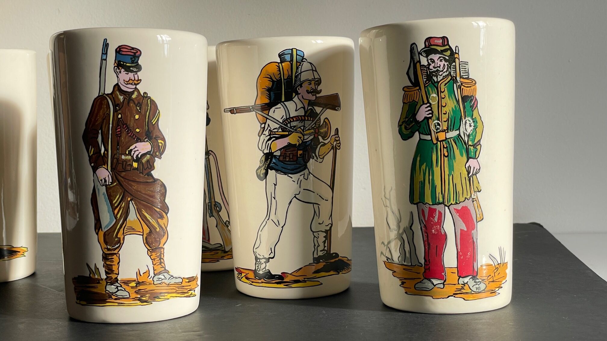 Orangeade service to vintage ceramic soldiers