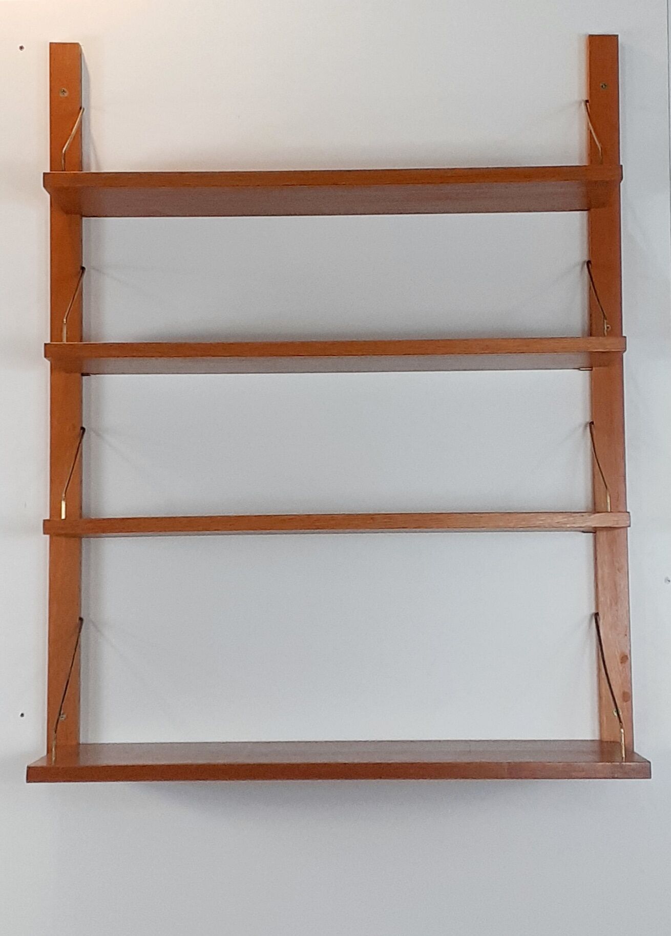 Norwegian teak shelf model Rival by Brødrene Jåtog Møbelfabrikk, 1960s