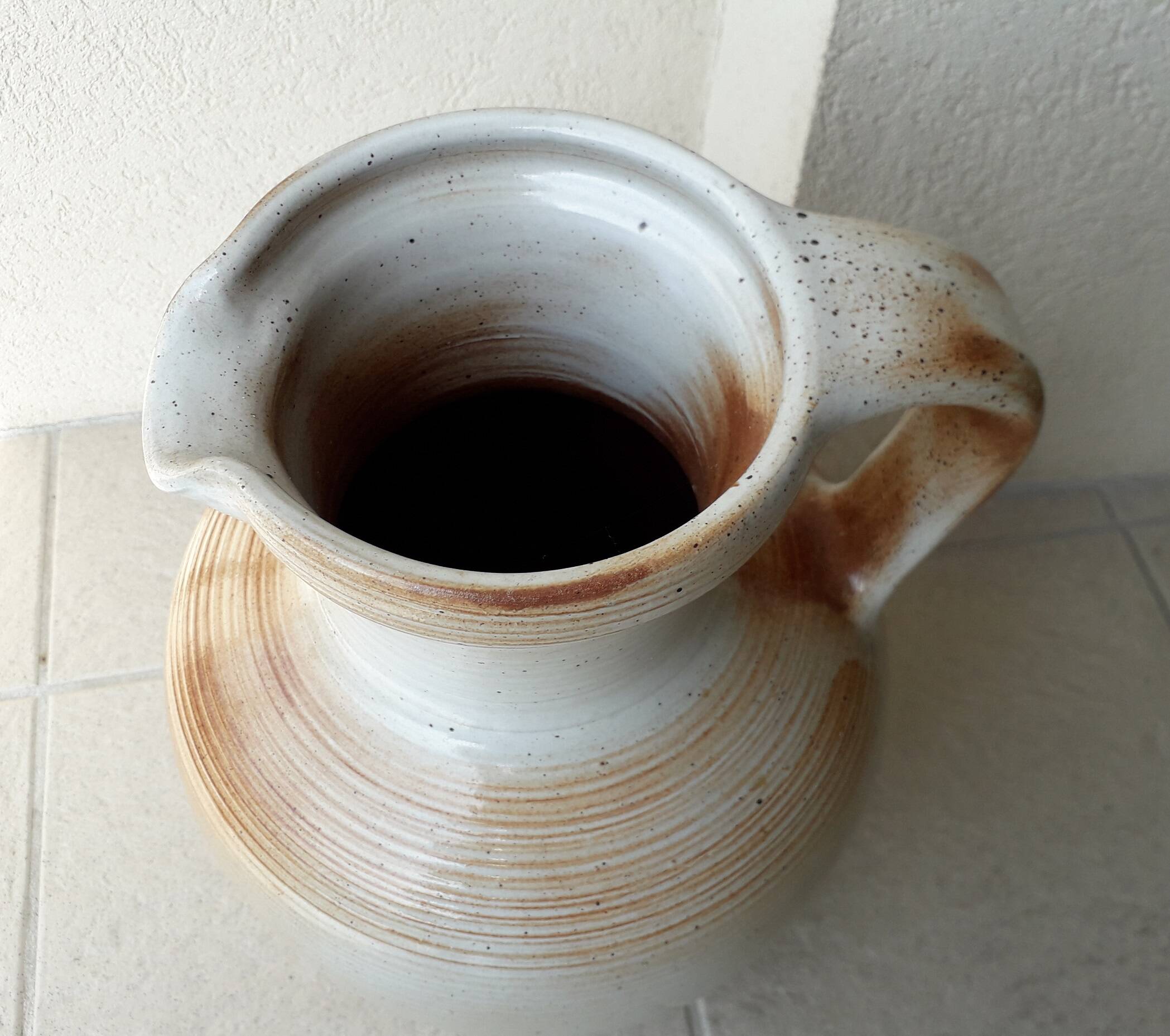 Stoneware jug