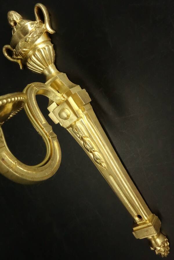 Set of 4 Louis XVI style 1-light wall lights from the 19th century - gilded bronze