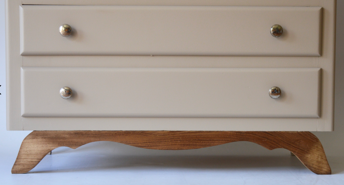 Vintage 4-drawer dresser fully restored