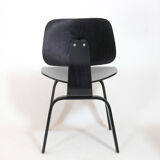 Set of 4 DCW chairs by Charles & ray Eames