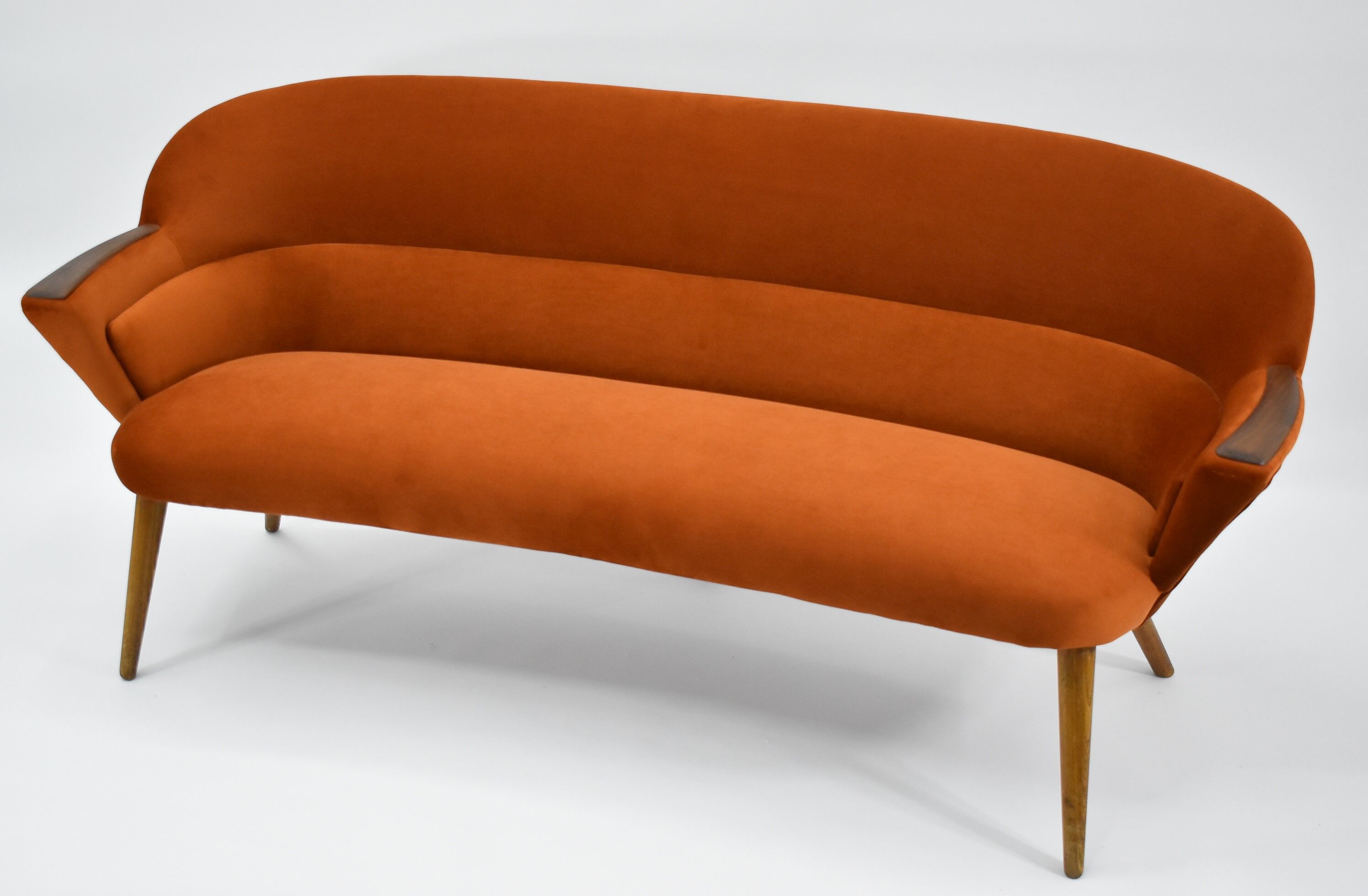 Canapé scandinave vintage Danemark années 1960 velours roux