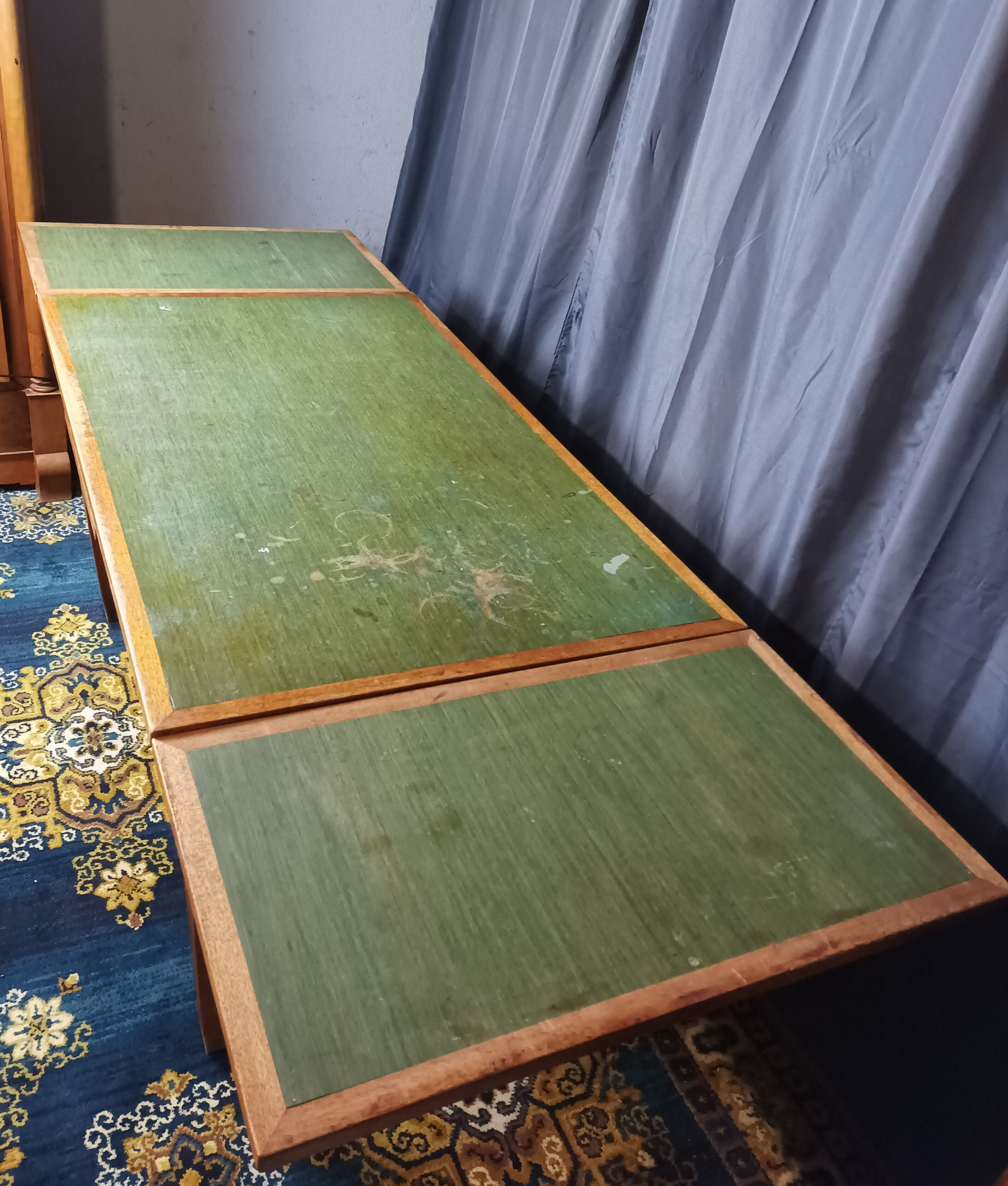 Vintage oak extendable table