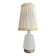 Lampe Napoléon III en opaline blanche aux étoiles dorées