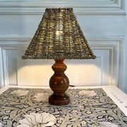 Lampe en bois, abat-jour corde, années 70