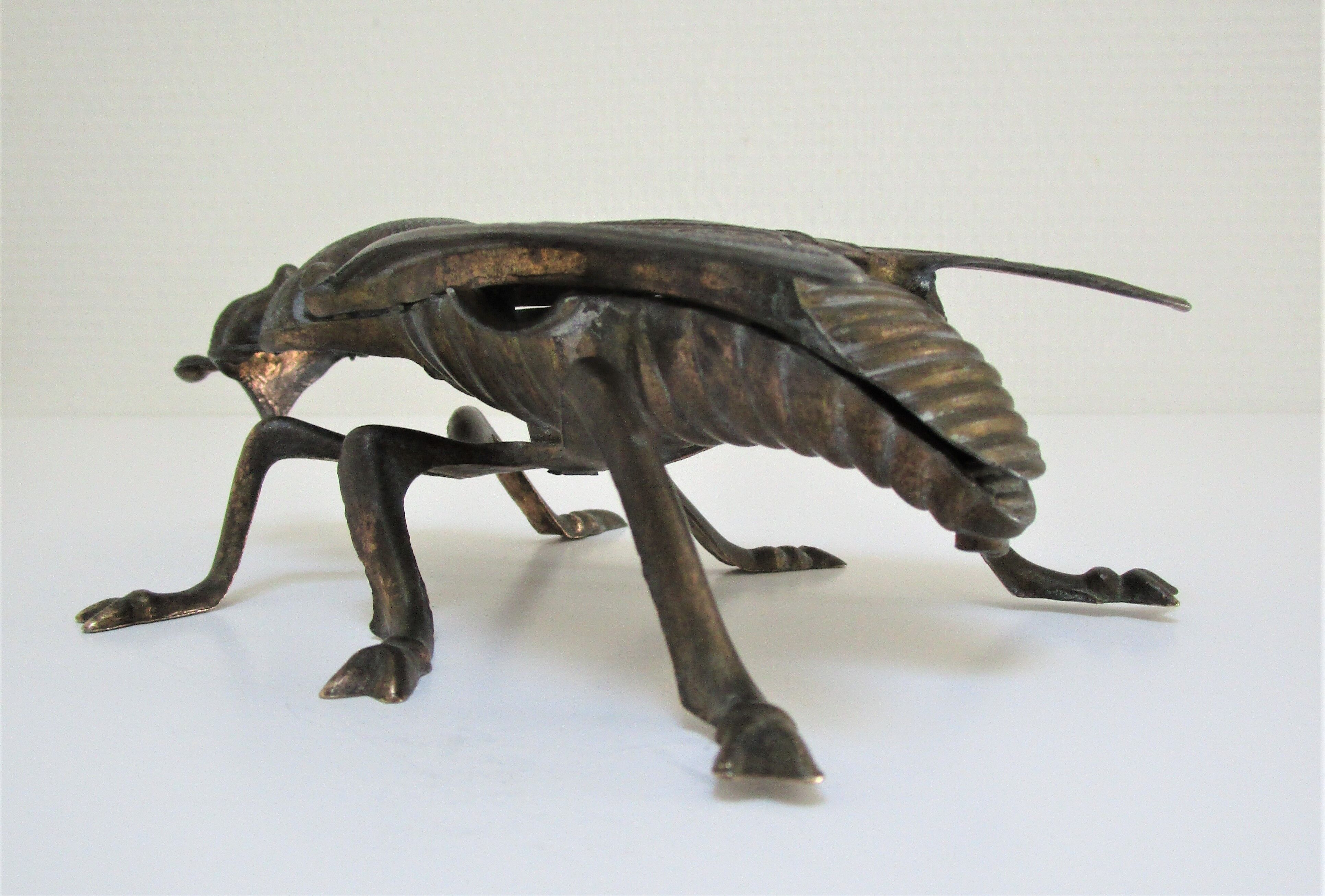 Zoomorphic ashtray fly metal patinated vintage