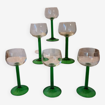 6 vintage white wine stemmed glasses