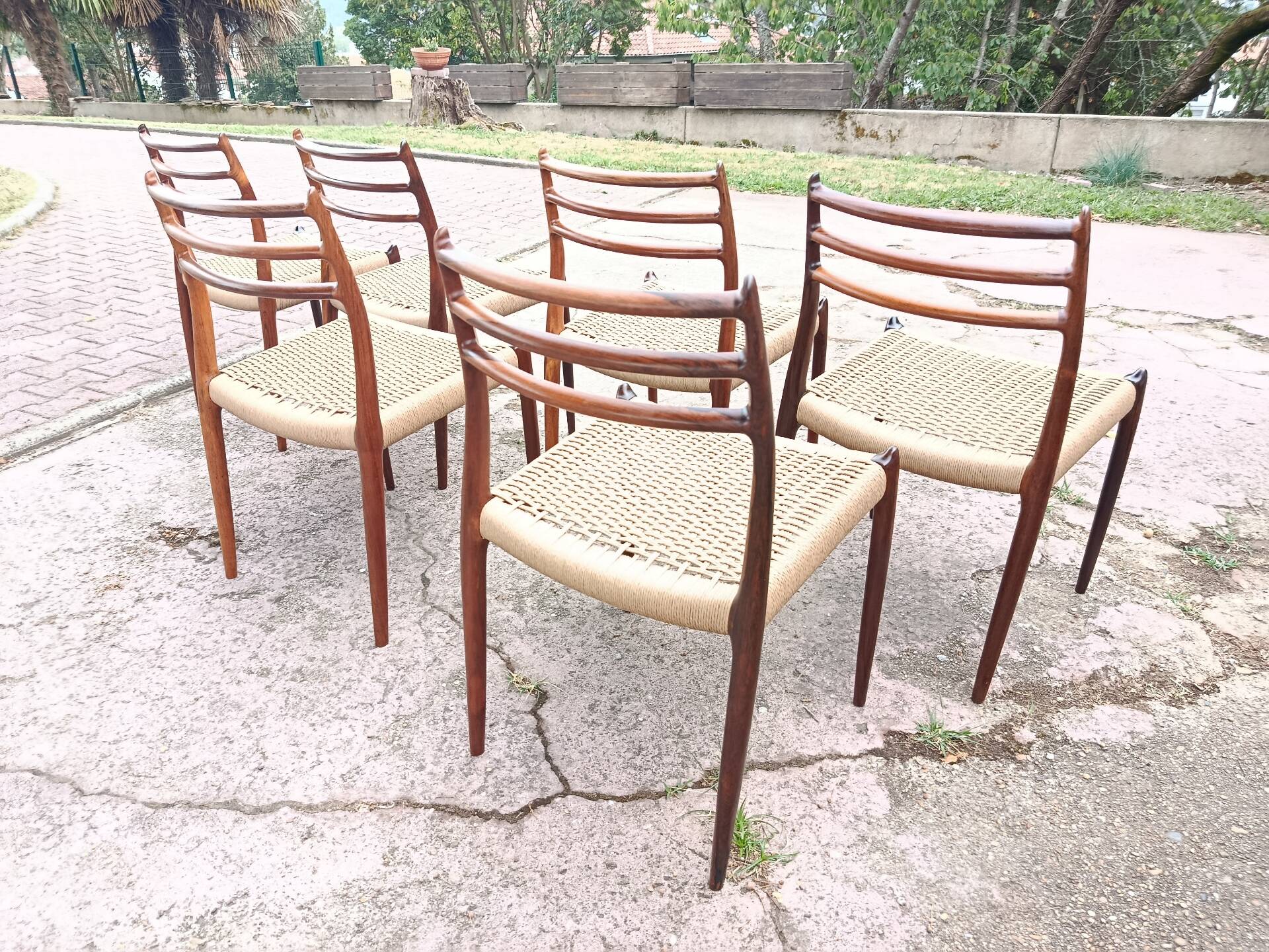6 rosewood chairs no. 78 Niels Otto Moller