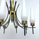 Mid-Century 8 lights brass and opaline glass chandelier. Italy 1950s