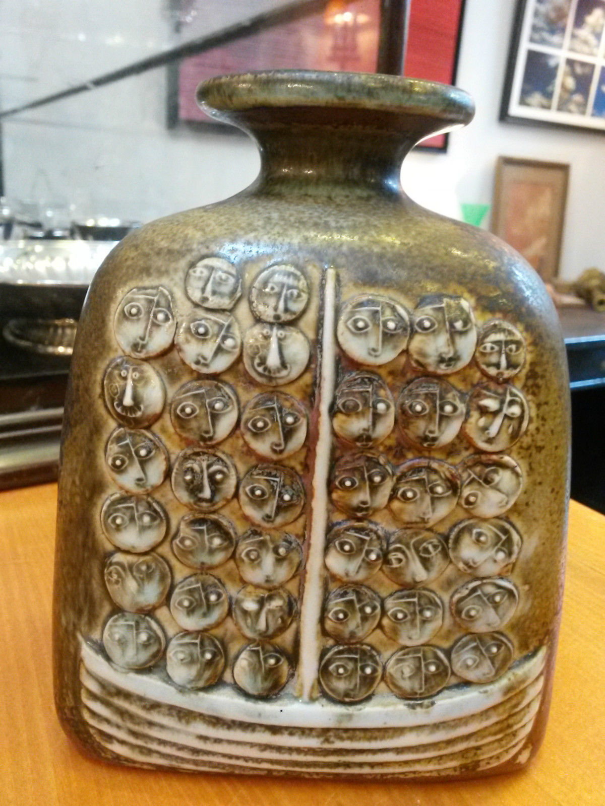 Unique model vase 1969 décor of multiple heads Stig Lindberg