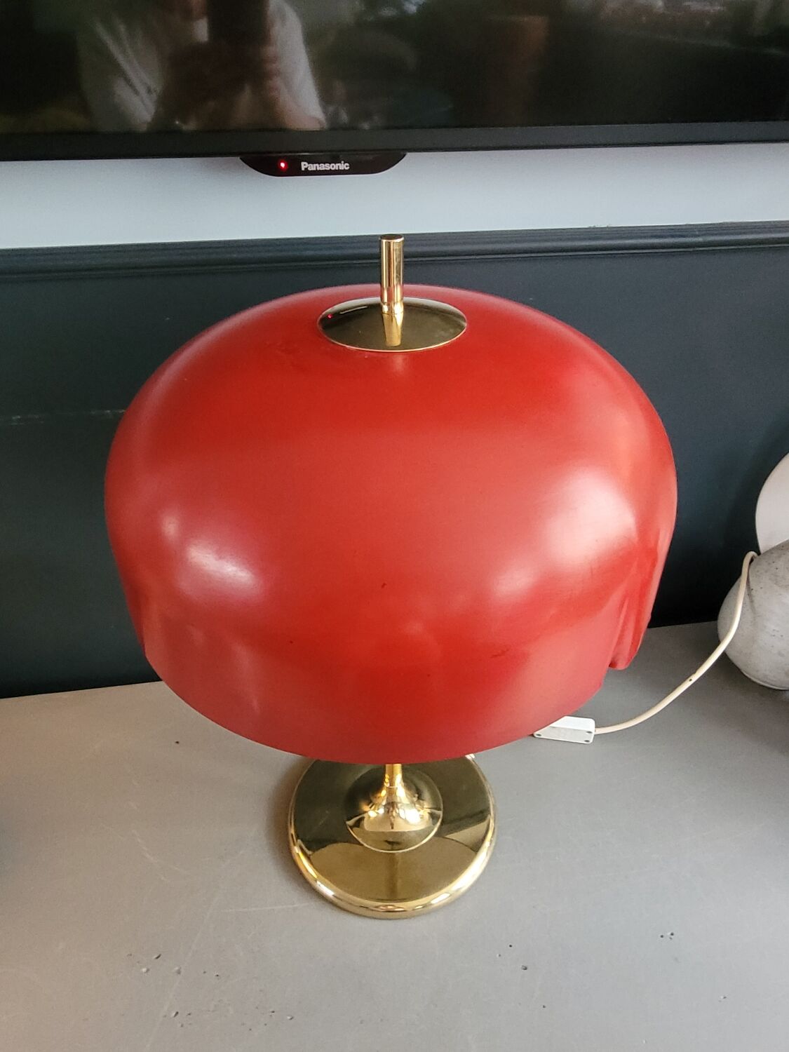 Vintage table lamp with bell shade and brass base